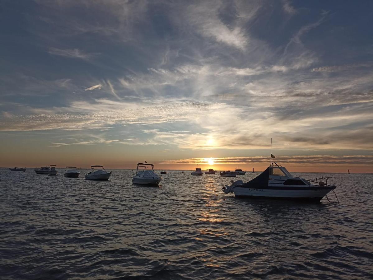 Piso Vacacional En Sanlucar Apartment ซันลูการ์เดบาร์ราเมดา ภายนอก รูปภาพ